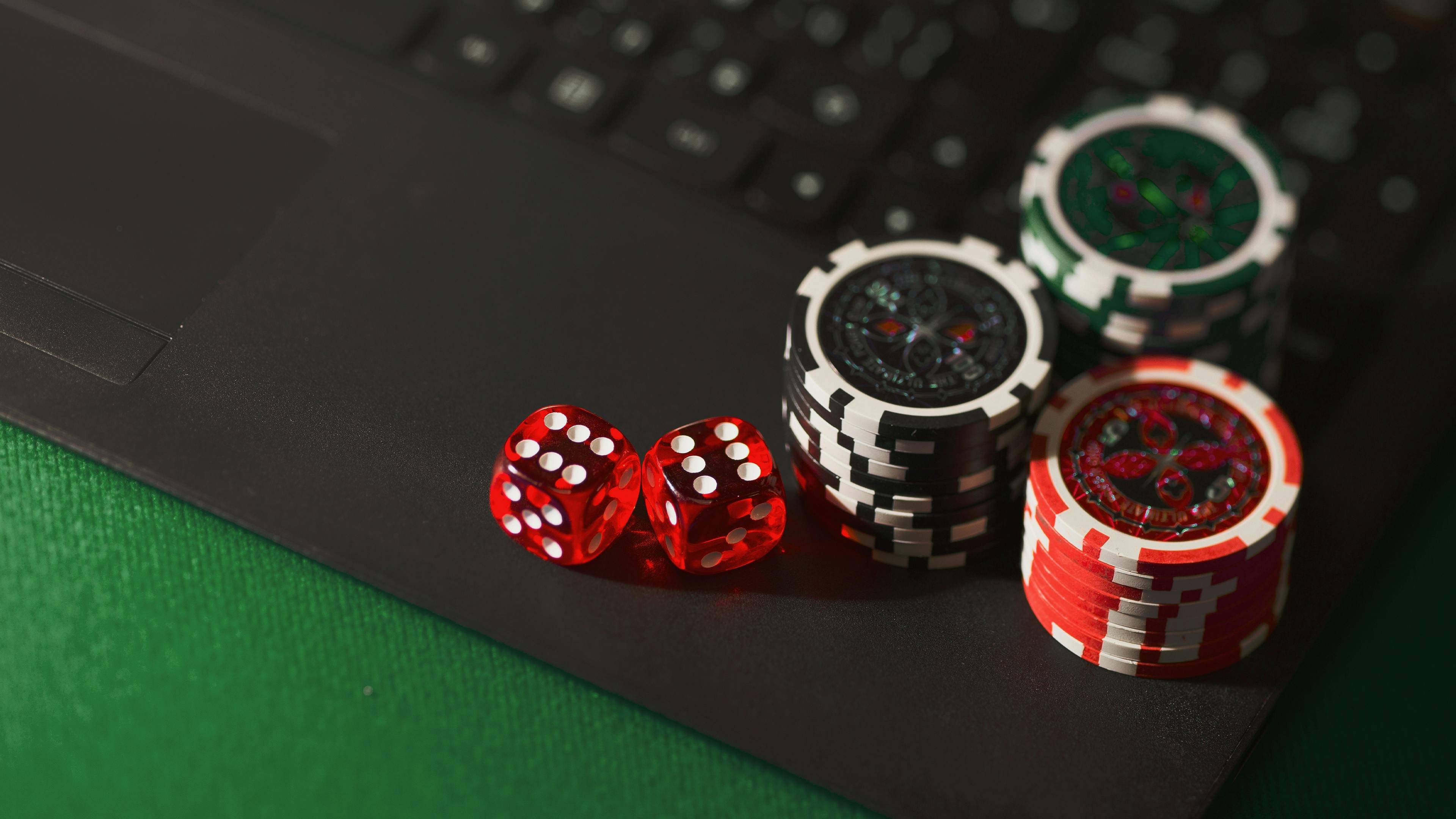 y81 Blackjack en Tiempo Real